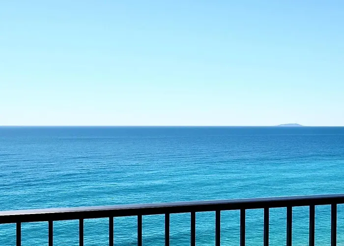 Apartment Vue Exceptionnelle !! Bien Calme Et Lumineux Sur La Prestigieuse Route Des Sanguinaires A Ajaccio (Corsica)